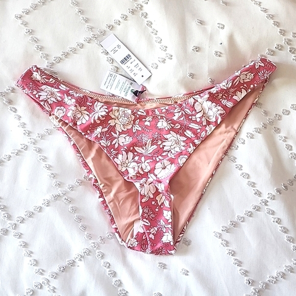 Nwt J. Crew High Rise bikini bottom in tossed floral size medium - Picture 1 of 3